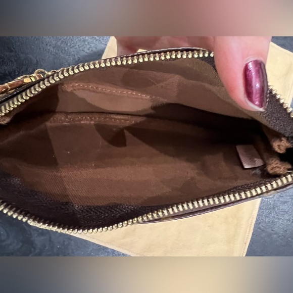 🆕💞👜Louis Vuitton👜💞✨LIMITED EDITION✨Affiche Mini Pochette - Picture 5 of 6